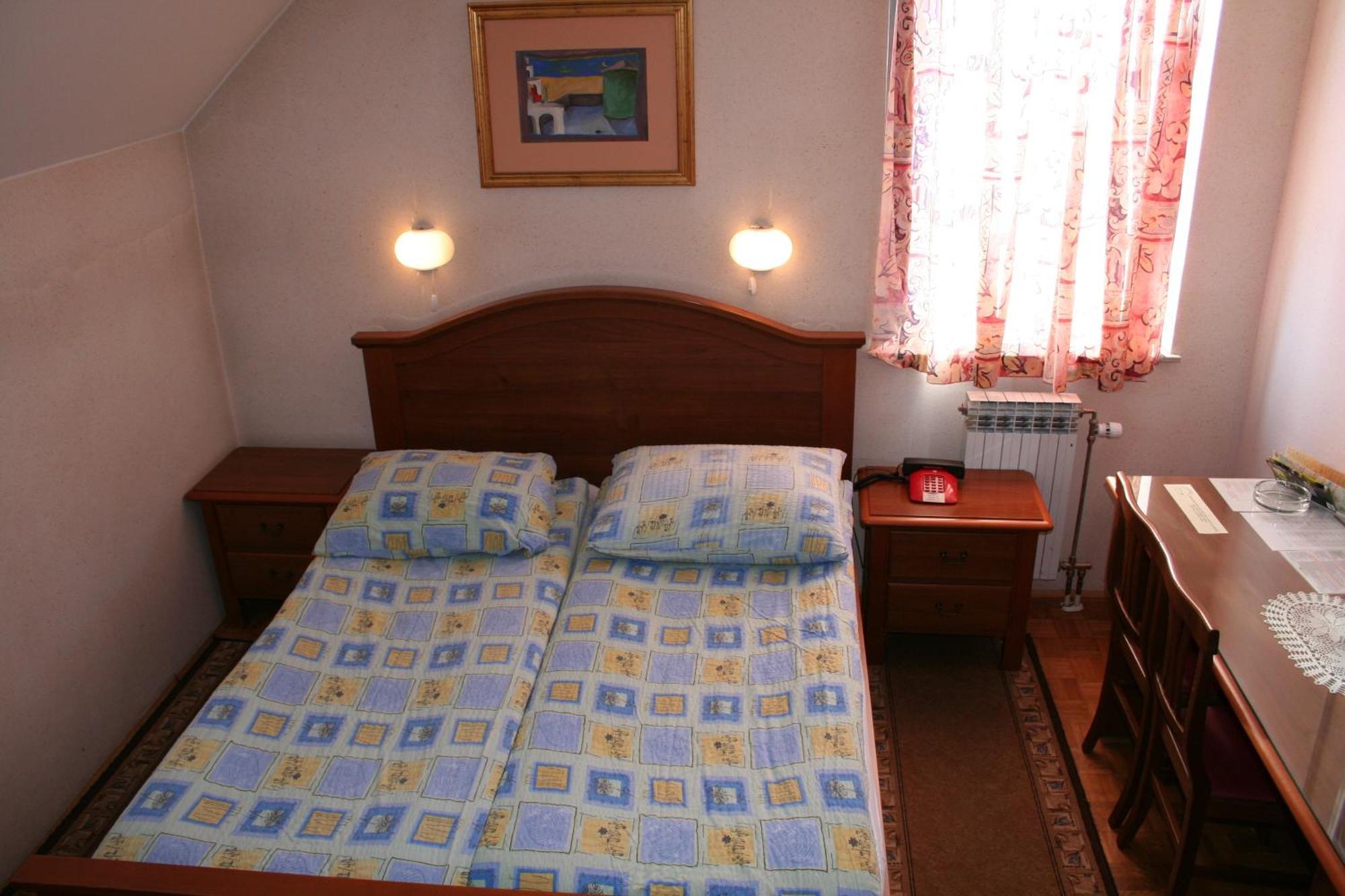 Guesthouse Janez Maribor Exterior photo